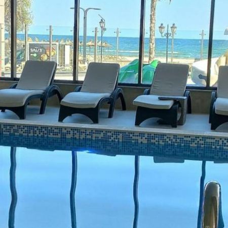 Alezzi Beach Vibe Family Studio With Spa Piscina Interioara Incalzita Sauna Jacuzzi Gym Неводарі Екстер'єр фото