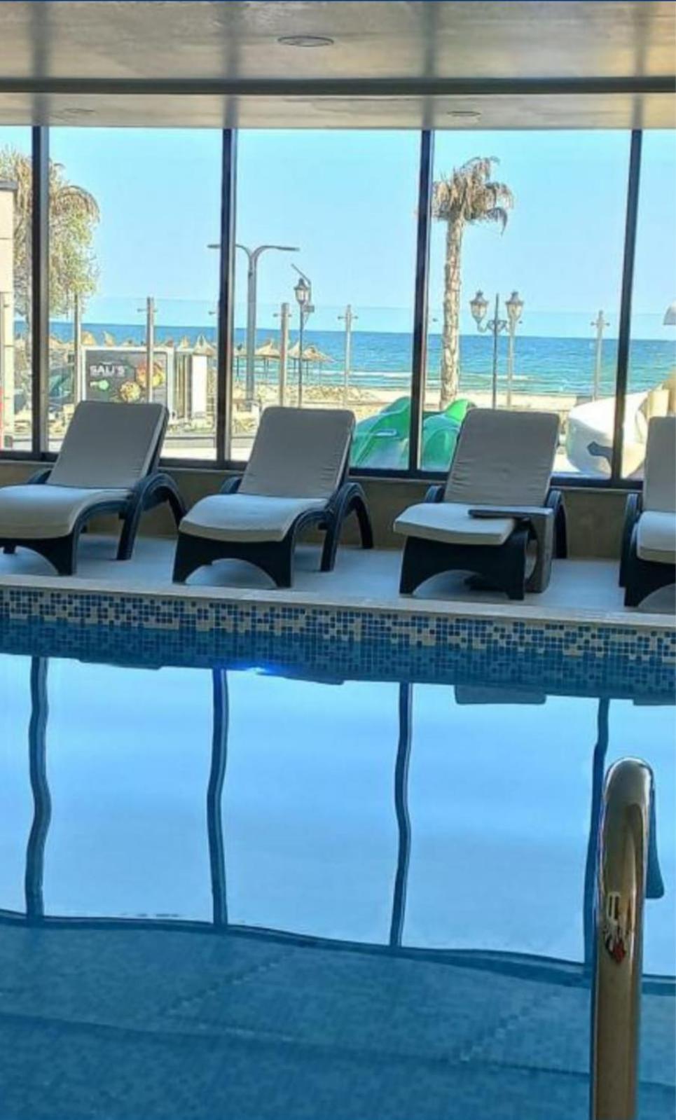 Alezzi Beach Vibe Family Studio With Spa Piscina Interioara Incalzita Sauna Jacuzzi Gym Неводарі Екстер'єр фото
